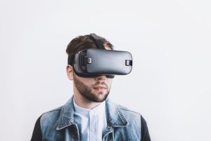 Memahami Teknologi VR: Cara Kerja dan Prospek di Masa Depan