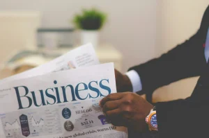 Media Cetak di Era Digital: Menghadapi Tantangan di Dunia yang Semakin Online