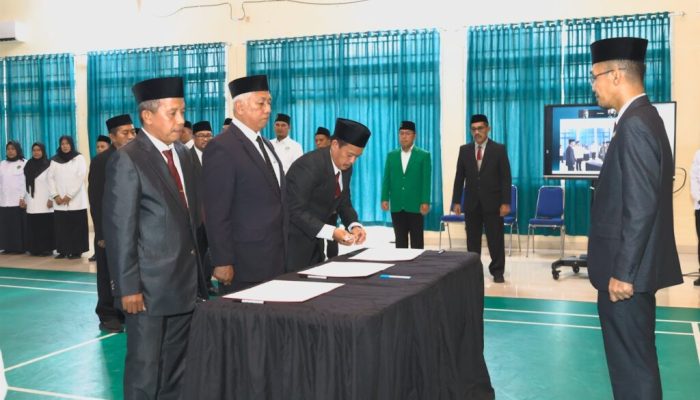 Pelantikan Pejabat dan Buka Puasa Bersama, UIN Palopo Perkuat Kinerja dan Kebersamaan Sivitas Akademika