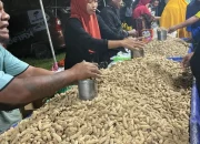 Tradisi Malam Qunut di Tabongo Gorontalo Ramai Pengunjung dan Pedagang