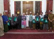 Safari Ramadan di Masjid Miftahul Falah, Aliyah Mustika Ilham Tegaskan Komitmen Kebersamaan di Makassar