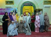 Aliyah Mustika Ilham Salat Tarawih Bersama Warga dalam Safari Ramadan Pemkot Makassar