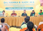 Anggota DPR RI Hamka B Kady Buka Puasa Bersama Komunitas Ojol di Makassar