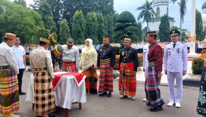 Pasca Libur Idul Fitri, Bupati Bone Langsung Lantik Enam Pejabat