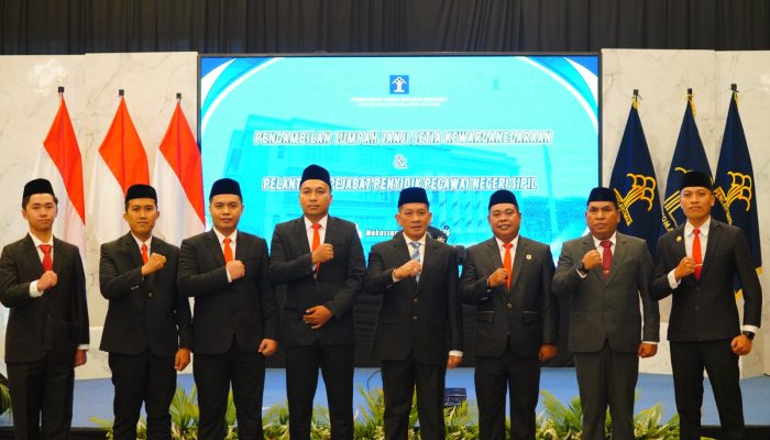 Kakanwil Kemenkum Sulsel Lantik Enam PPNS, Tegaskan Peran Strategis dalam Penegakan Hukum