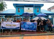 AKPI Wilayah Indonesia Timur Bersama BHP Makassar Berbagi Takjil kepada Pengguna Jalan