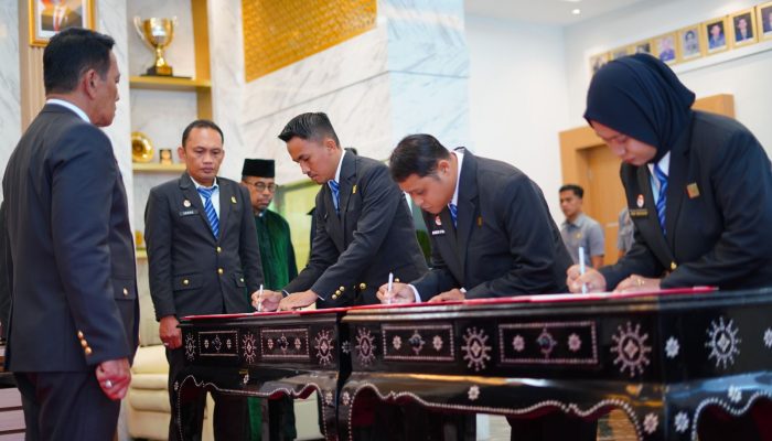 Kakanwil Andi Basmal Lantik Pejabat Non Manajerial, Soroti Peran Strategis Jabatan Fungsional