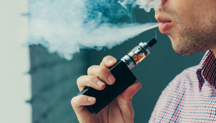 Vape Picu Iritasi dan Infeksi Paru