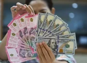 Penutupan Perdagangan, Rupiah Akhirnya Tembus Rp17.002 per Dolar AS