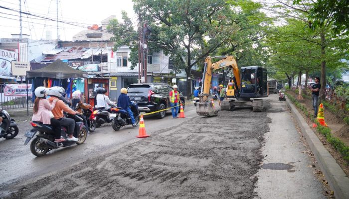 Pemprov Sulsel Lanjutkan Perbaikan Jalan ke Aroepala, Terapkan Sistem Buka-Tutup Lalu Lintas