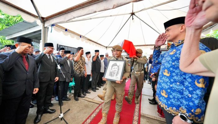 Tangis Iringi Pelepasan Tautoto Tanaranggina, Sekda Sulsel: Kita Saksi Kebaikan Almarhum