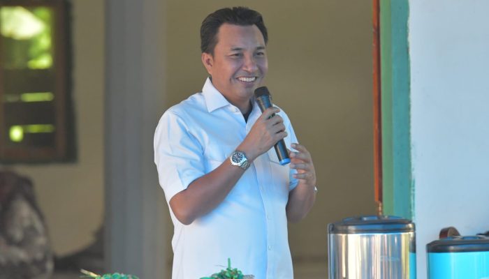 Hadiri Pesta Panen di Sabbang, Bupati Luwu Utara Ajak Masyarakat Manfaatkan Lahan Subur untuk Pertanian