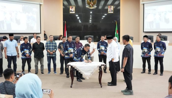 Camat Se-Makassar Teken Komitmen Basmi Sampah, TPA Antang Beralih ke Sanitary Landfill
