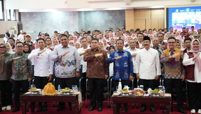 Wali Kota Munafri Hadiri Silaturahmi Bersama Mensos di Sulsel, Bahas DTSEN dan Sekolah Rakyat