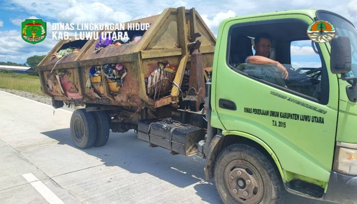 Pantang Surut di Tengah Keterbatasan: Dedikasi Petugas Kebersihan Luwu Utara Dalam Menjaga Wajah Kota Masamba