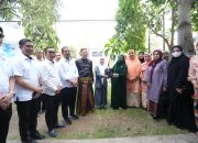 PKK Goes to School di SMA Negeri 1 Soppeng, Salurkan Bibit Tanaman Produktif