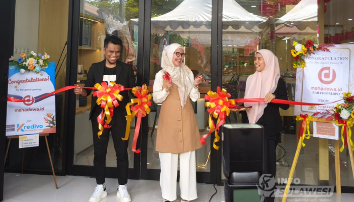 Top Three Cabang se-Indonesia: Store Palopo Jadi Andalan Mahadewa.id Usia 22 Tahun