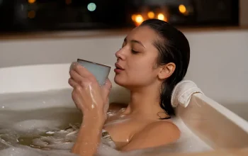 Saat Flu Sebaiknya Mandi Air Dingin atau Hangat?